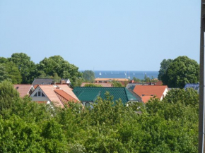 Отель Strandläufer Kühlungsborn  Кюлунгсборн